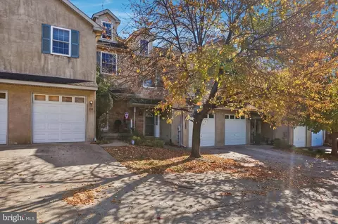 1017 Ford St, Bridgeport, PA 19405