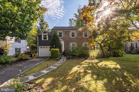 56 Allendale Rd Apt, Wynnewood, PA 19096