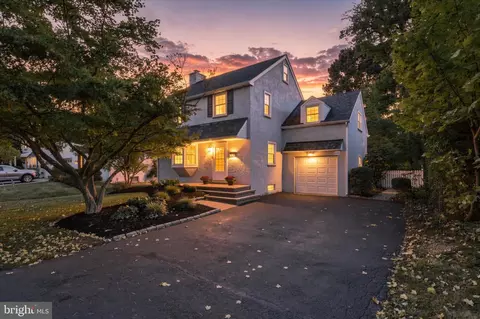 1124 Highland Ave, Abington, PA 19001