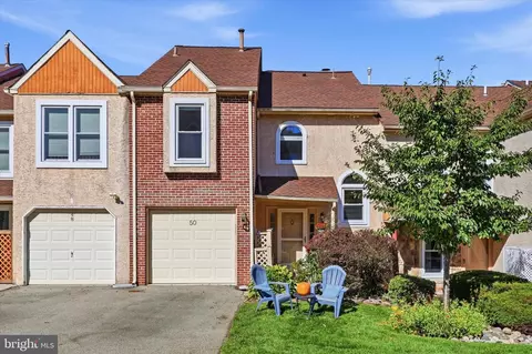 50 White Pine Ct #lafayette, Lafayette Hill, PA 19444