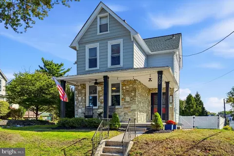 200 N Sylvania Ave, Jenkintown, PA 19046