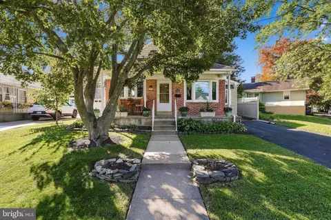 2530 Brookdale Ave, Abington, PA 19001
