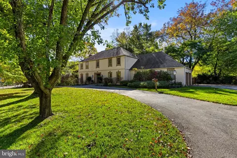 736 Woodleave Rd #bryn, Bryn Mawr, PA 19010