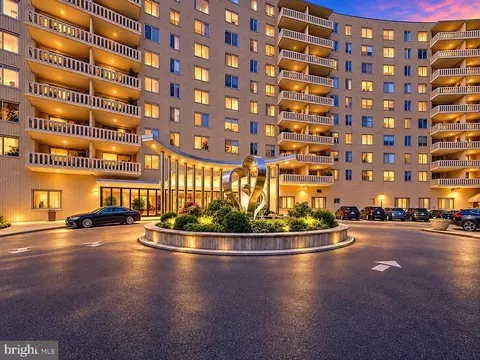 191 Presidential Blvd #R-605, Bala Cynwyd, PA 19004