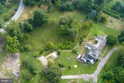 1425 Mount Pleasant Rd, Villanova, PA 19085
