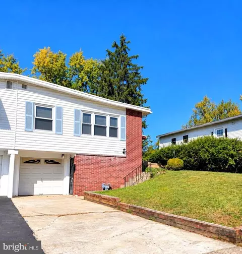 1556 Birchwood Ave Apt, Abington, PA 19001