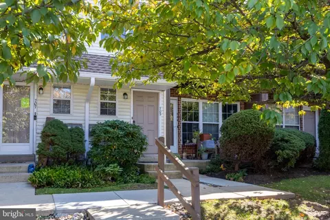 705 Northridge Dr #31-B, Norristown, PA 19401