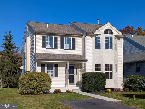 168 Regents Rd Apt, Collegeville, PA 19426