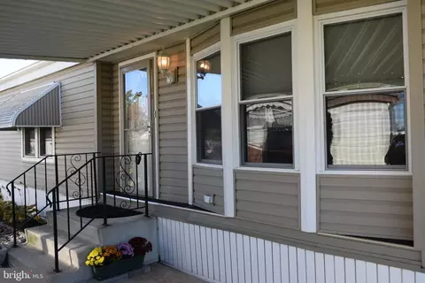 220 Winding Brook Run, North Wales, PA 19454