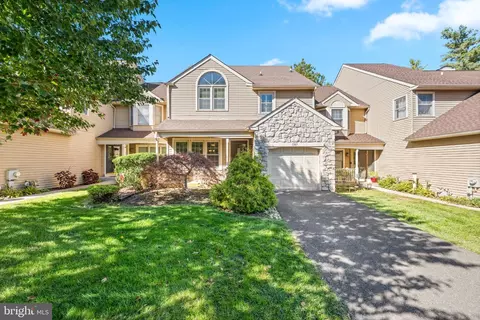 1387 Gwynedale Way, Lansdale, PA 19446