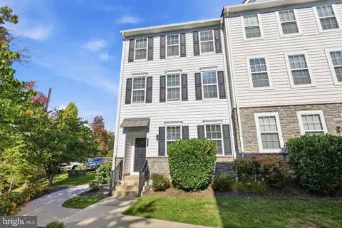 12 Jessop Ln, Hatboro, PA 19040