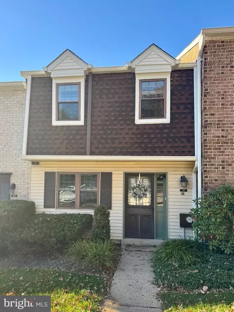 250 Glen Pl #250, Elkins Park, PA 19027