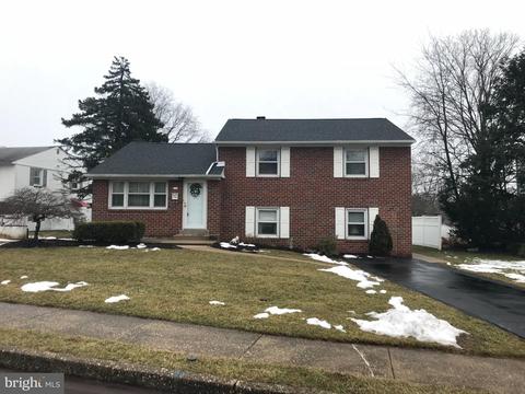 112 Kramer Dr, Norristown, PA 19403 photo 1