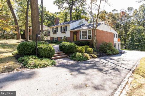 651 Crestwood Rd, Wayne, PA 19087 photo 1