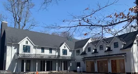 815 Morris Ave, Bryn Mawr, PA 19010