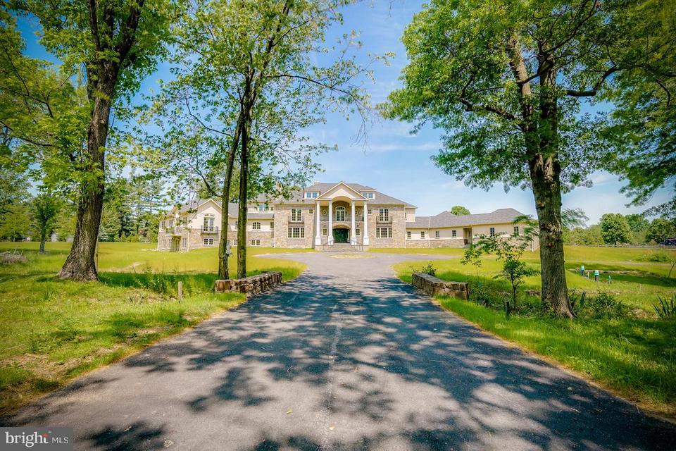 209 Stenton Ave, Blue Bell, PA 19422 60 Photos MLS PAMC682952 Movoto