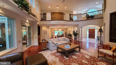 1895 Deer Run, Meadowbrook, PA 19046