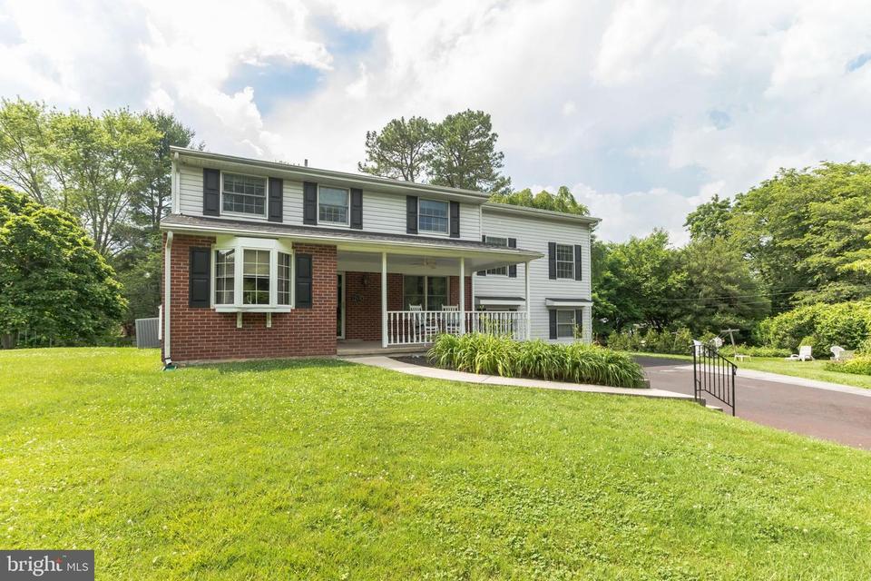 1538 Daws Cir, Blue Bell, PA 19422 30 Photos MLS PAMC697130 Movoto