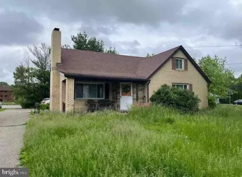 1918 Mercer Ave, Farrell, PA 16121