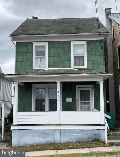 316 Bratton Ave, Lewistown, PA 17044