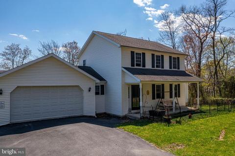 131 Sand Rock Rd, Lewistown, PA 17044