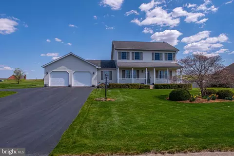 7 Harvest Dr, Lewistown, PA 17044