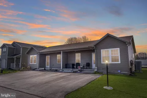 80 Pacific Ave, Milroy, PA 17063