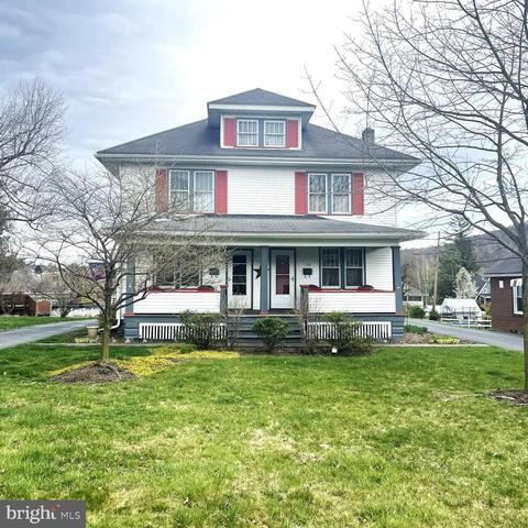 122 8th St, Lewistown, PA 17044