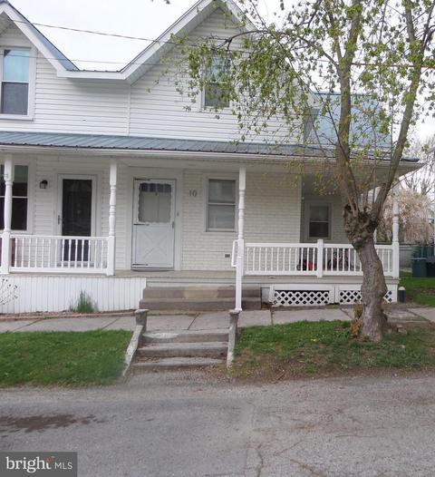 10 Church St, Reedsville, PA 17084