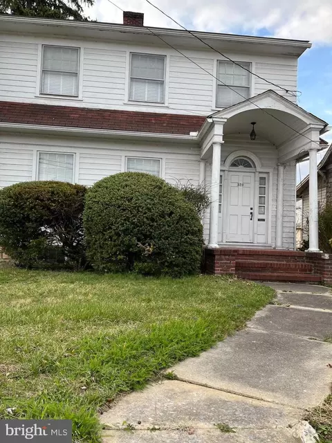 529 W 4th St, Lewistown, PA 17044