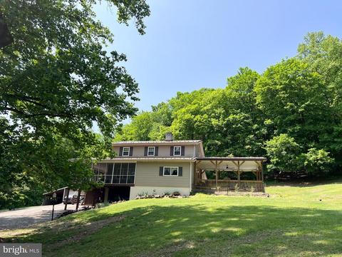 20 A T Dr, Lewistown, PA 17044