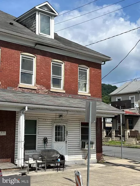 241 Logan St, Lewistown, PA 17044