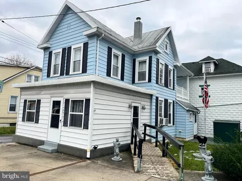 213 Pine St S, Lewistown, PA 17044