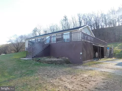 7 Dragon Dr, Mcveytown, PA 17051