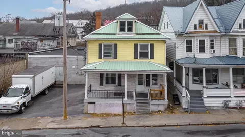 11 Central Ave, Lewistown, PA 17044