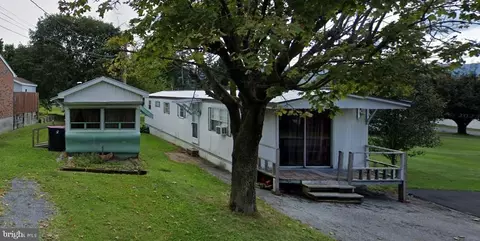 608-610 Harvard St, Lewistown, PA 17044