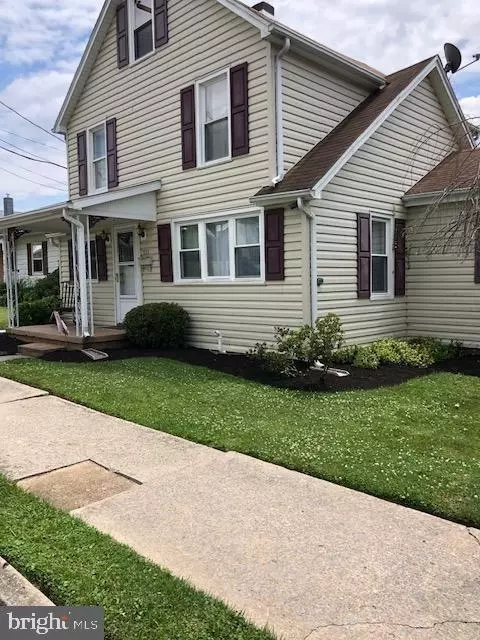 824 W 5th St, Lewistown, PA 17044