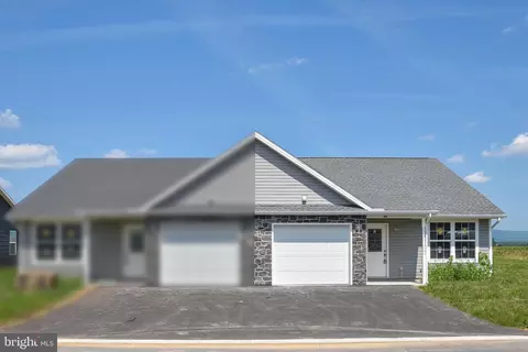 81 Pacific Ave, Milroy, PA 17063