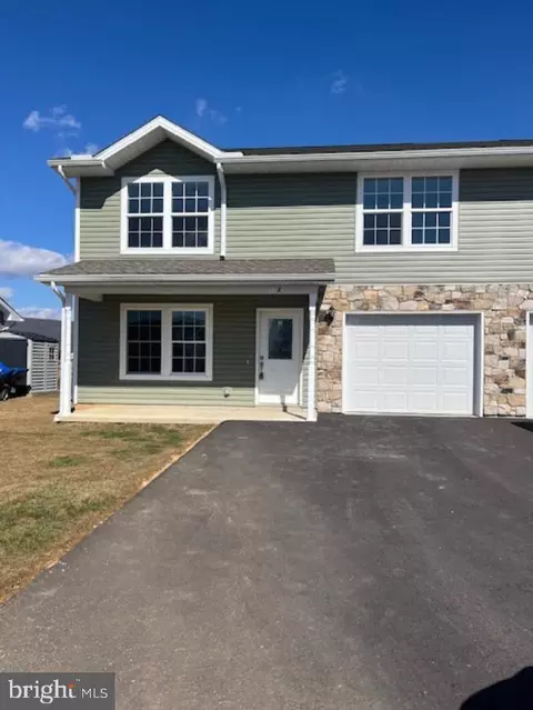 113 Pacific Ave, Milroy, PA 17063