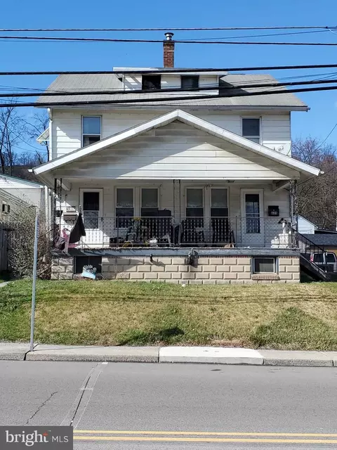 605607 W Fourth St, Lewistown, PA 17044
