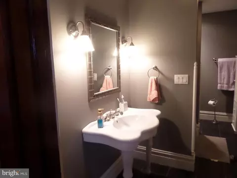 Bath - 117 4th Ave, Burnham, PA 17009 photo 1 of 5