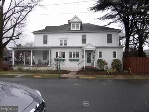 Exterior - 117 4th Ave, Burnham, PA 17009 photo 2 of 9