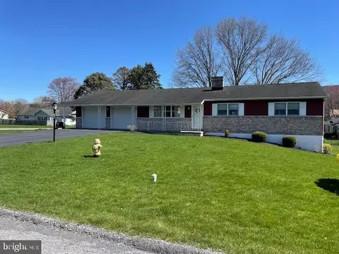 124 Sparkle Dr, Reedsville, PA 17084