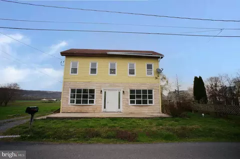 1417 River N, Granville, PA 17029