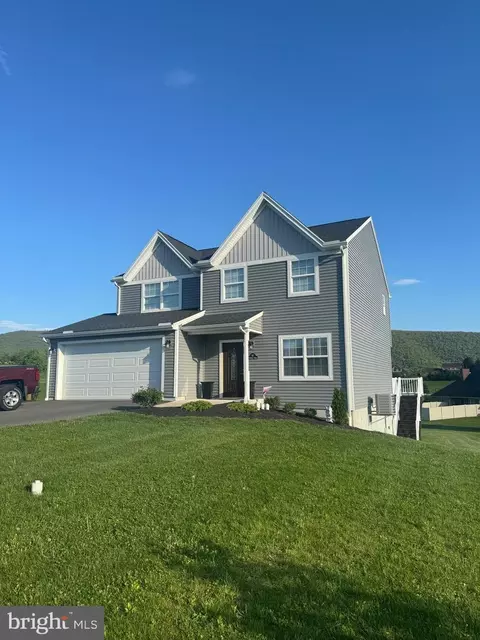 57 Sunshine Cir, Lewistown, PA 17044