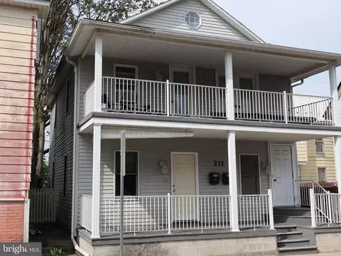 211 S Spruce St, Lewistown, PA 17044
