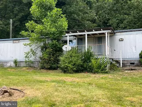 445 Caldwell Hill Rd, Lewistown, PA 17044