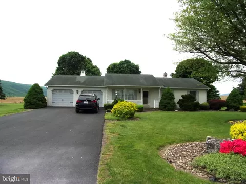 2116 Green Ln, Reedsville, PA 17084