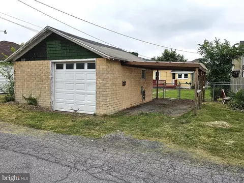 Exterior - 107 5th Ave, Burnham, PA 17009 photo 2 of 2