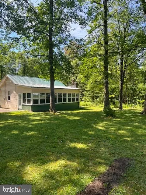 5624 Us Highway 522n, Mcclure, PA 17841